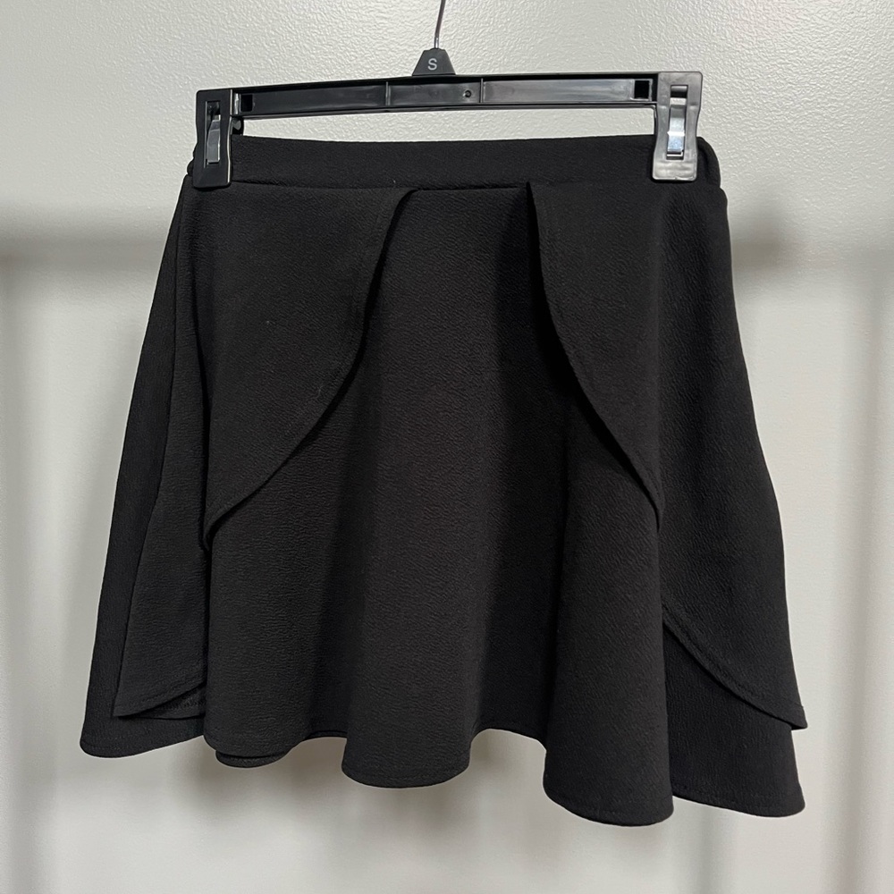 Boohoo Black skirt, size 6